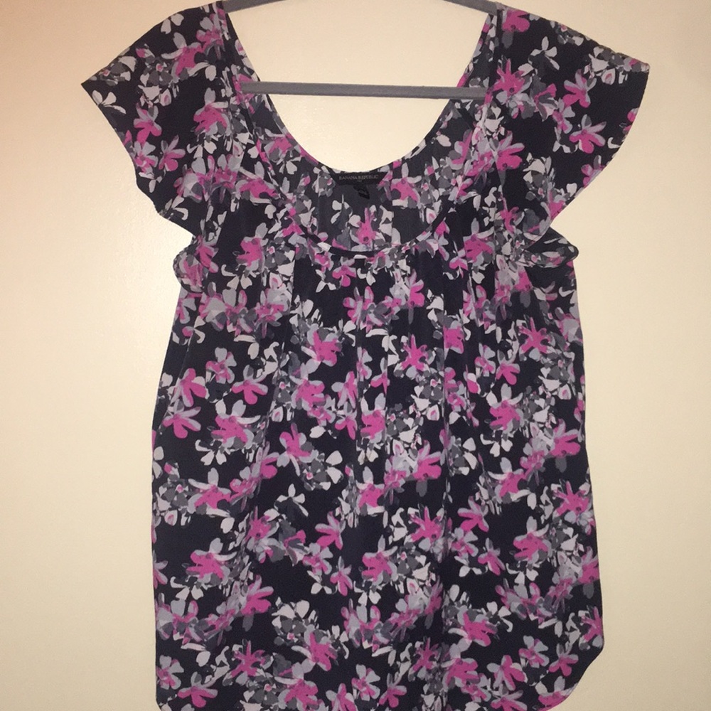 Women’s blouse size L.